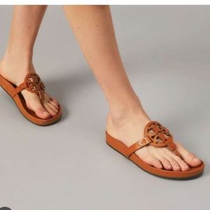 Authentic Tory Burch miller cloud sandals 🤎